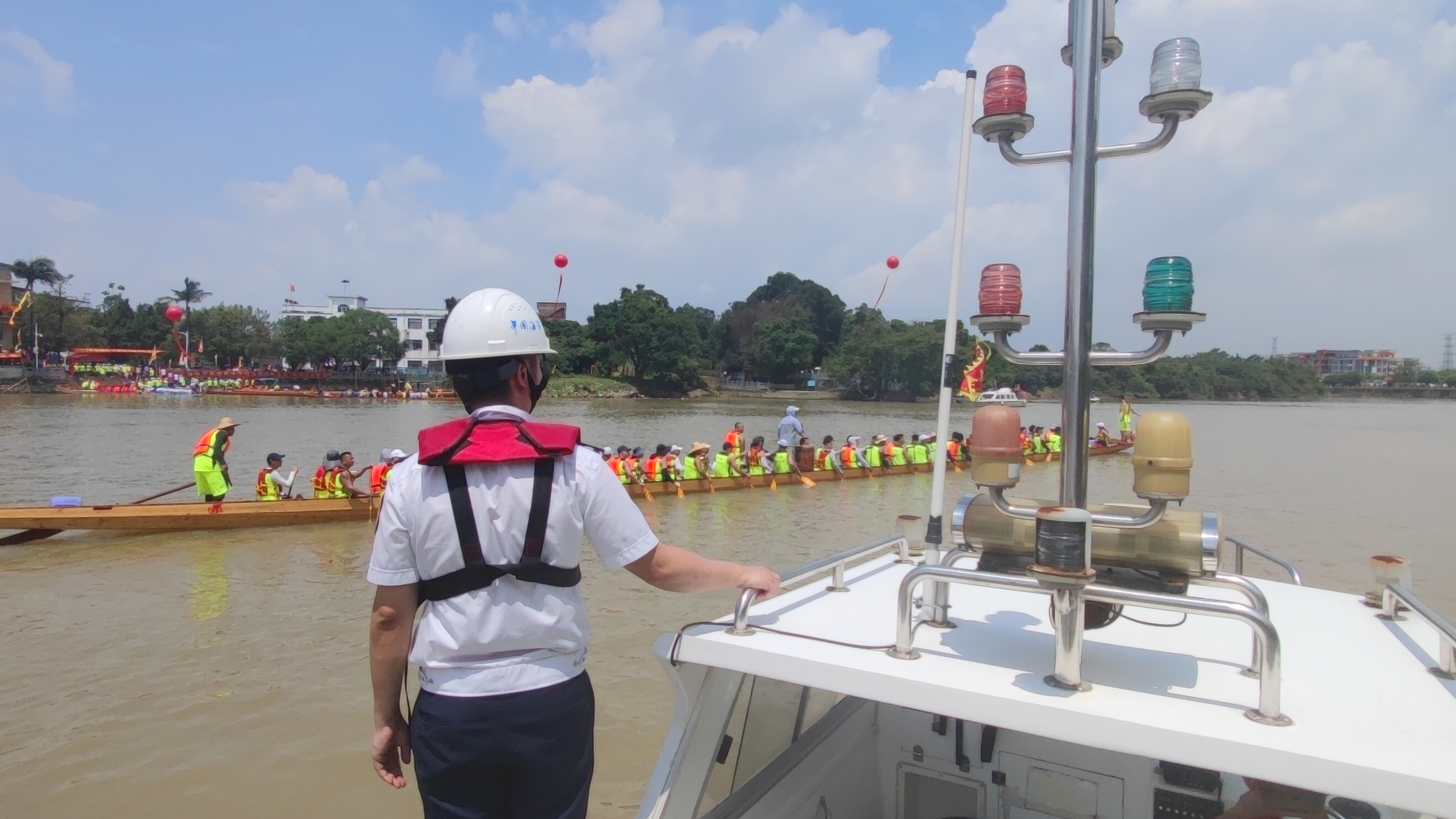20240613增城海事处为下基村龙舟例景保驾护航.jpg