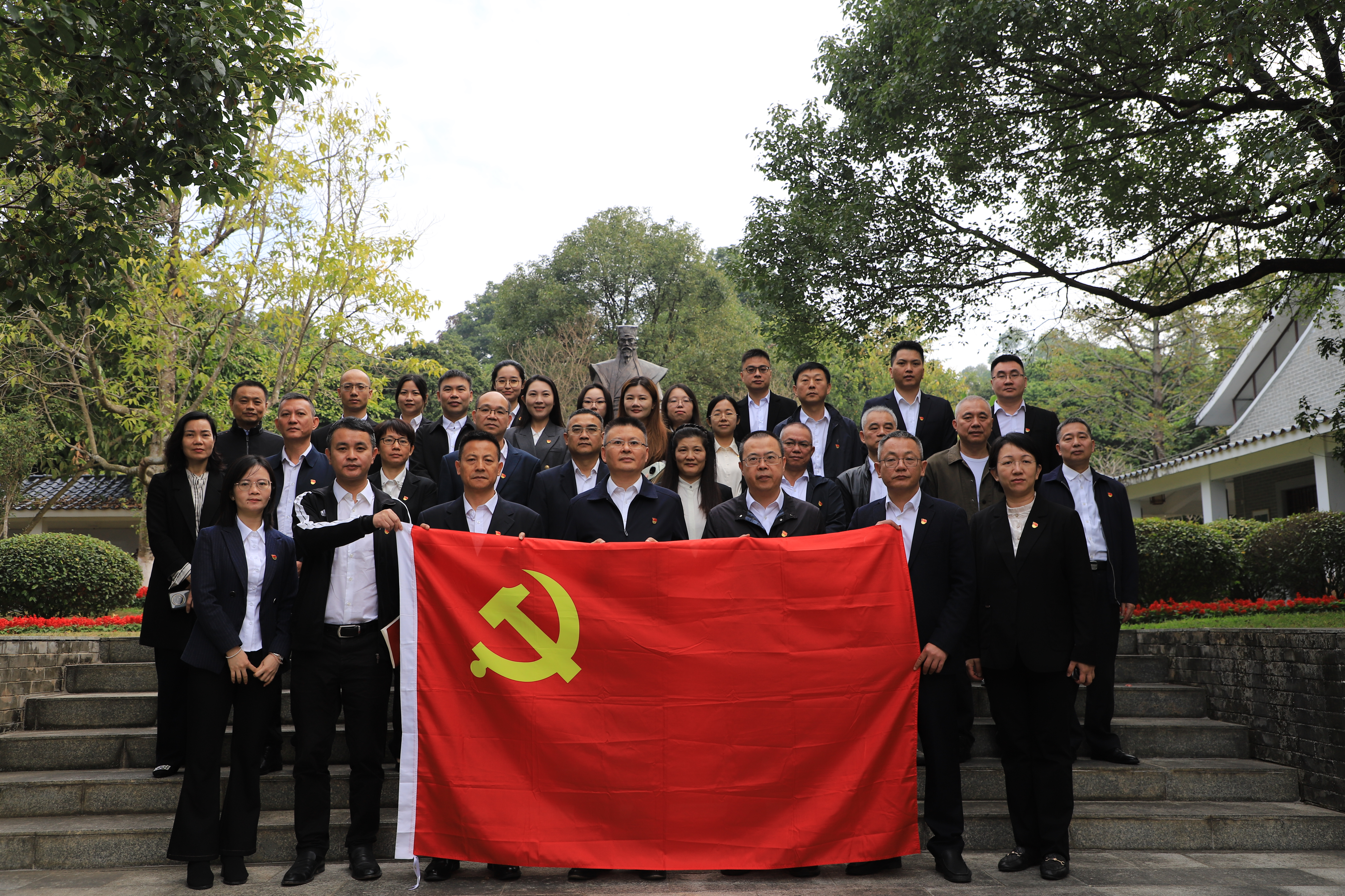 大合照.jpg